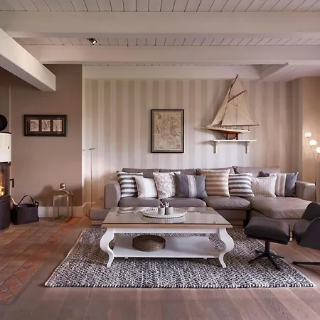Appartement Altes Museum Haus 3 *
