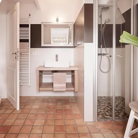 Appartement Altes Museum Haus 3 *