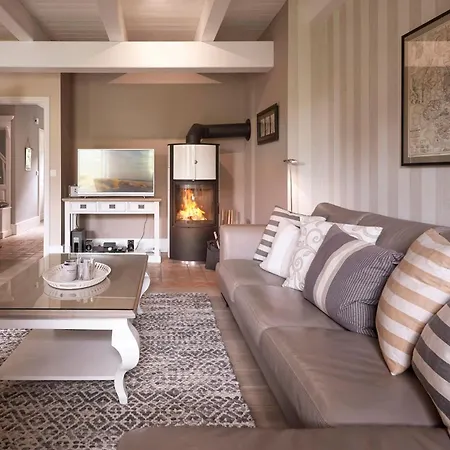 Appartement Altes Museum Haus 3 *